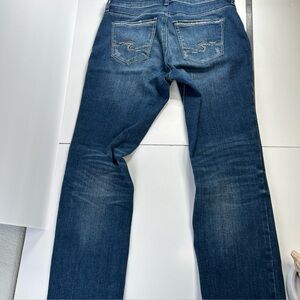 Silver Jean co 28/29 suki slim straight mid ride blue denim